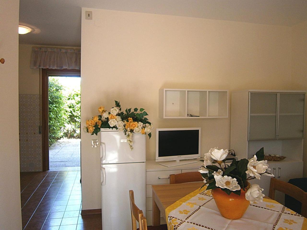 Capri Villa Bibione Exteriör bild